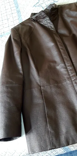 Chaqueta de cuero marrón talla 46