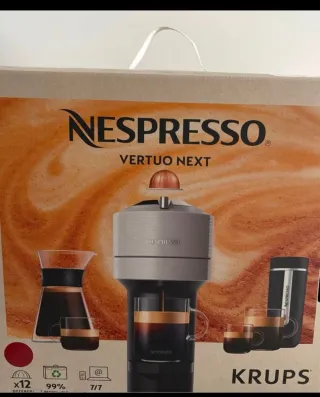 Cafetera Nespresso Vertuo Next Roja