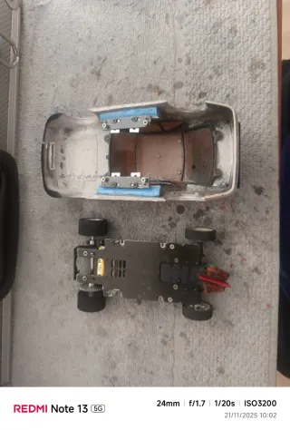 Coche de juguete Mercedes SLK 1/28