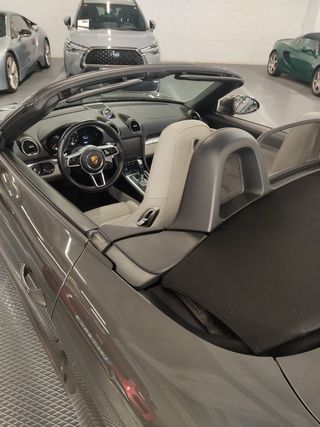 Porsche 718 Boxster 2024