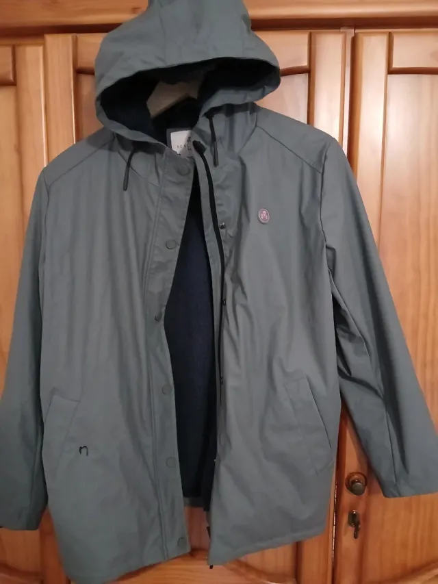 Abrigo SCALPERS verde con capucha