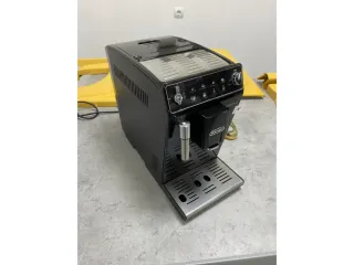 Cafetera Superautomática DeLonghi Auténtica Negro