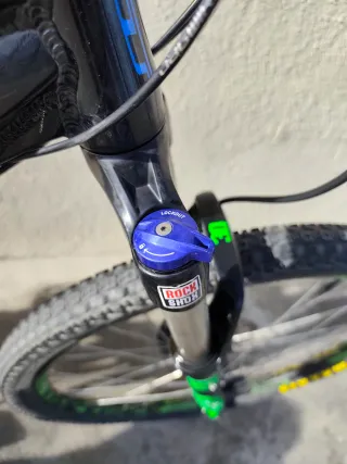 Bicicleta GT Avalanche 27,5