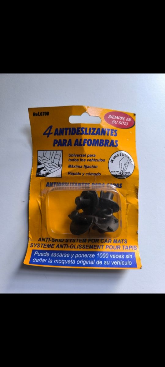 4 Antiscivolo per tappetini auto
