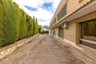 Oficina en venta en Barrio de Zaidín en Granada