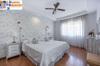 Chalet en venta en Pajaritos - Plaza de Toros en Granada