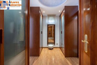 Chalet en venta en Pajaritos - Plaza de Toros en Granada