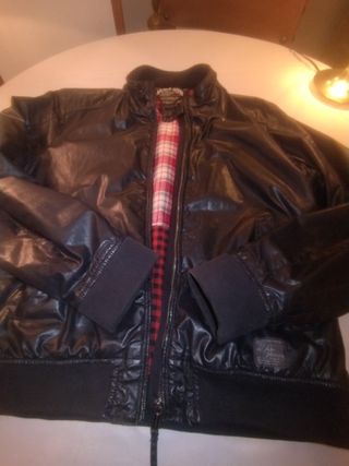 Cazadora Tommy Hilfiger Negra