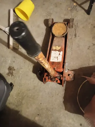 Gato Hidráulico Naranja no funciona