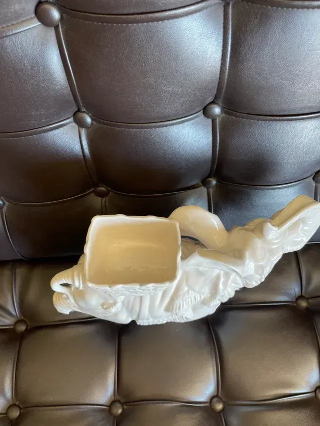 Elefante in Ceramica Bianca Vintage Italia 1970