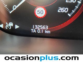 Volvo XC60 D4 R-Design Auto 140 kW (190 CV)