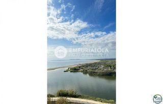 Piso en venta en Empuriabrava en Castelló d´Empúries