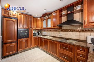 Chalet en venta en Pajaritos - Plaza de Toros en Granada