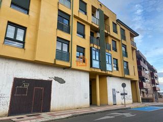 Local comercial en venta en Trobajo del Camino en San Andrés del Rabanedo