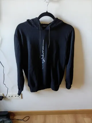 Sudadera Negra Eiger con Logo