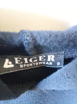 Sudadera Negra Eiger con Logo