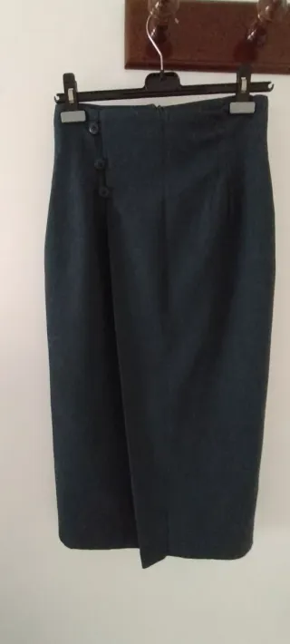 Falda larga Azul de Lana y Viscosa Talle Alto.