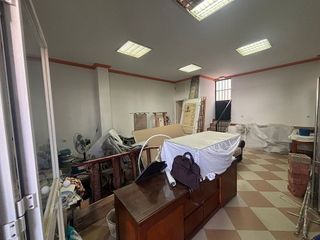 Local comercial en venta en Camas