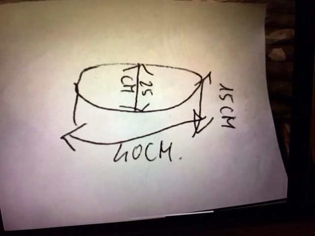 Vaso resina beige decorato