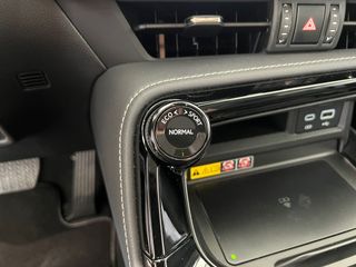 Lexus NX 450h+ Premium+ 4WD