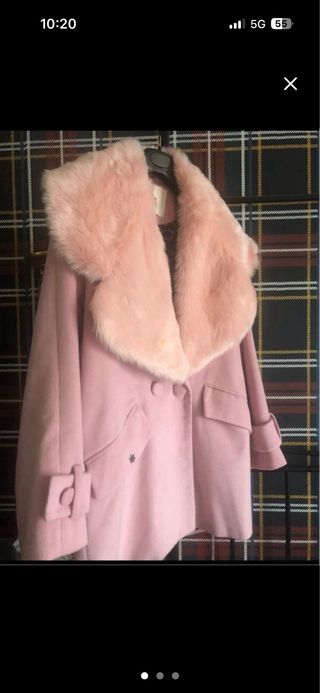 Abrigo rosa estilo vintage