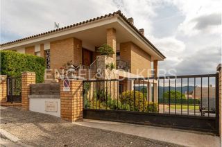 Casa en venta en Montjuïc en Girona