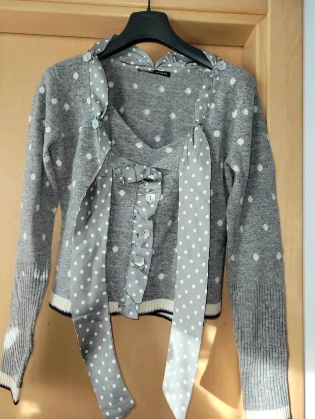 Jersey Roberta Scarpa Gris Lunares