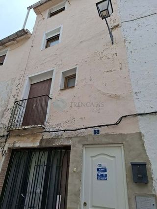 Casa adosada en venta en Segorbe