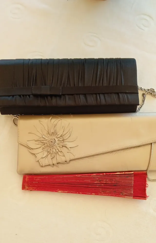 Bolsos de fiesta/ceremonia negros y dorados