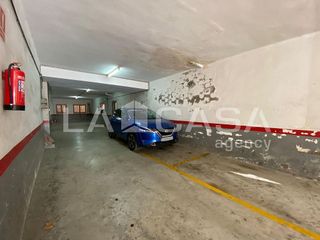 Local comercial en venta en Singuerlín - Can Franquesa - Les Oliveres en Santa Coloma de Gramanet