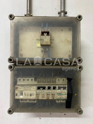 Local comercial en venta en Singuerlín - Can Franquesa - Les Oliveres en Santa Coloma de Gramanet