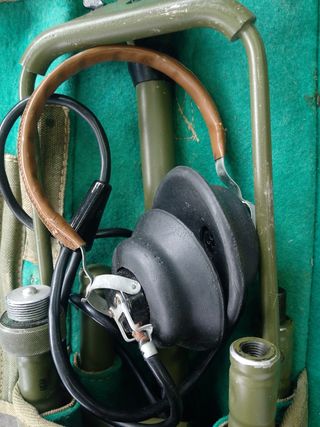 Rilevatore di metalli con custodia