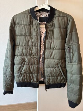 Chaqueta acolchada bomber IKKS verde