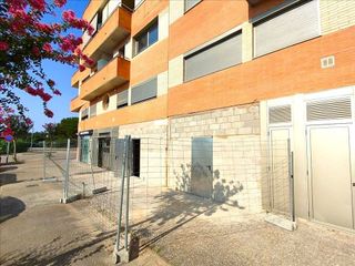 Local comercial en venta en Cassà de la Selva