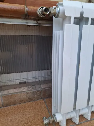 Radiador de aluminio blanco