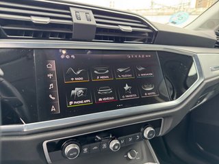 Audi Q3 35TDI Advanced S-tronic