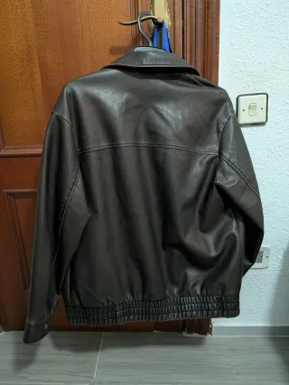 Cazadora cuero oversize Bershka XS