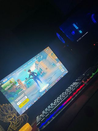PC Gaming y Monitor EVGA