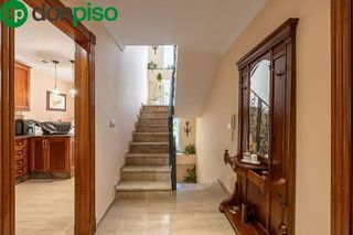 Chalet en venta en Pajaritos - Plaza de Toros en Granada