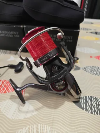 CARRETES DAIWA TOURNAMENT SURF 45 QD 5 (QD GOU)