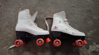 Patines blancos talla 37