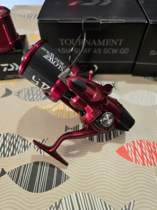 CARRETES DAIWA TOURNAMENT BASIA SURF 45 SCW QD