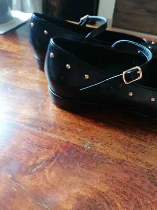 Ballerine nere con borchie Indossate 1 volta