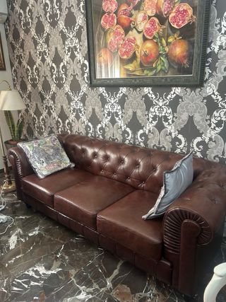 Divano Chesterfield Marrone