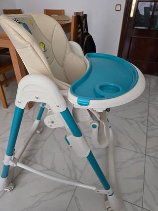 Trona para bebé con diseño de dinosaurio