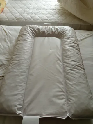 Cambiador bebé estrellas poco uso