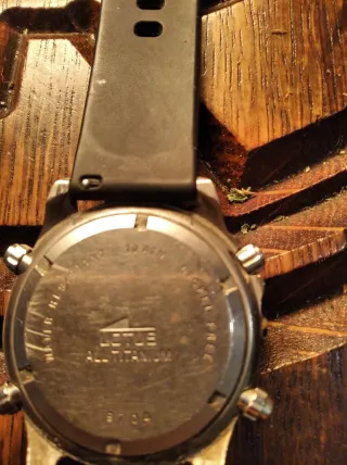 Reloj Lotus Cronógrafo Plata y Negro