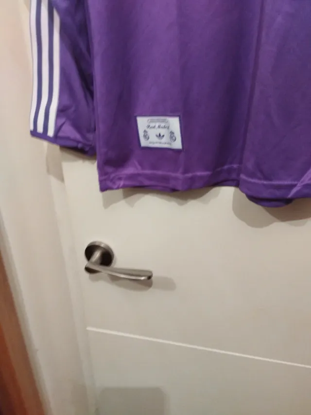 Chándal Adidas Morado y Blanco original.