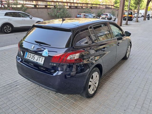 Peugeot 308 5p Business Line 1.6 BlueHDi 88KW 120CV