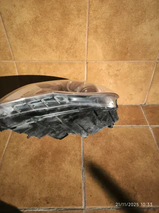 Faro delantero izquierdo Volkswagen CC 2010